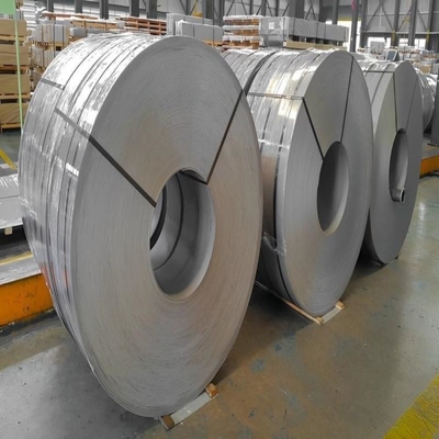 SPCC / SPHC / SPCD 冷式ロール鋼板 0.12-3mm 厚さ 12.7mm-1500mm 幅 染色し油性コイル