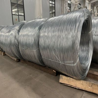 低炭素鋼鉄のワイヤストッド 亜鉛で覆われた 熱浸し Gi 熱電圧ストッド 冷たい引き出物