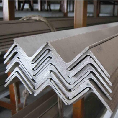 ASTM A36 A53 Q235 Q345 カーボン等角鋼 鋳造鉄 L 形 軽鋼 角棒