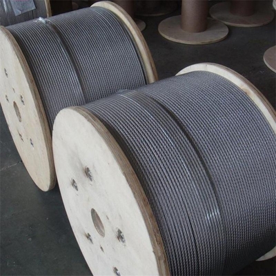 5.5mm 6.5mm SAE 1008 SAE1006 Q195 Q235 熱巻き鋼鉄筋棒 包装建築用