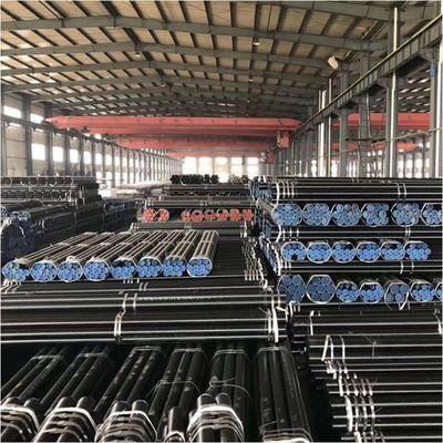 2-48インチ API5L Sch 40 Sch 80 Sch120 黒色塗装鋼シームレスパイプ 炭素鋼管